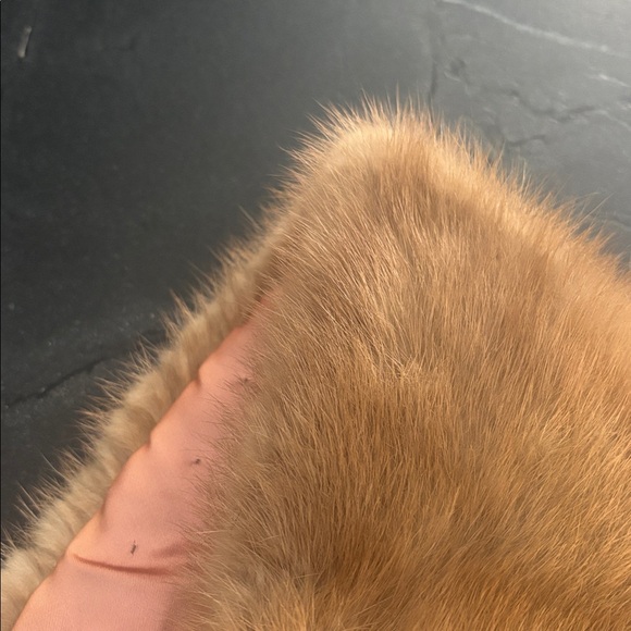 Fur collar - Picture 4 of 4